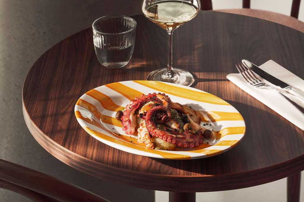 Okko Hotels Paris La Defense 낭테르 레스토랑 사진