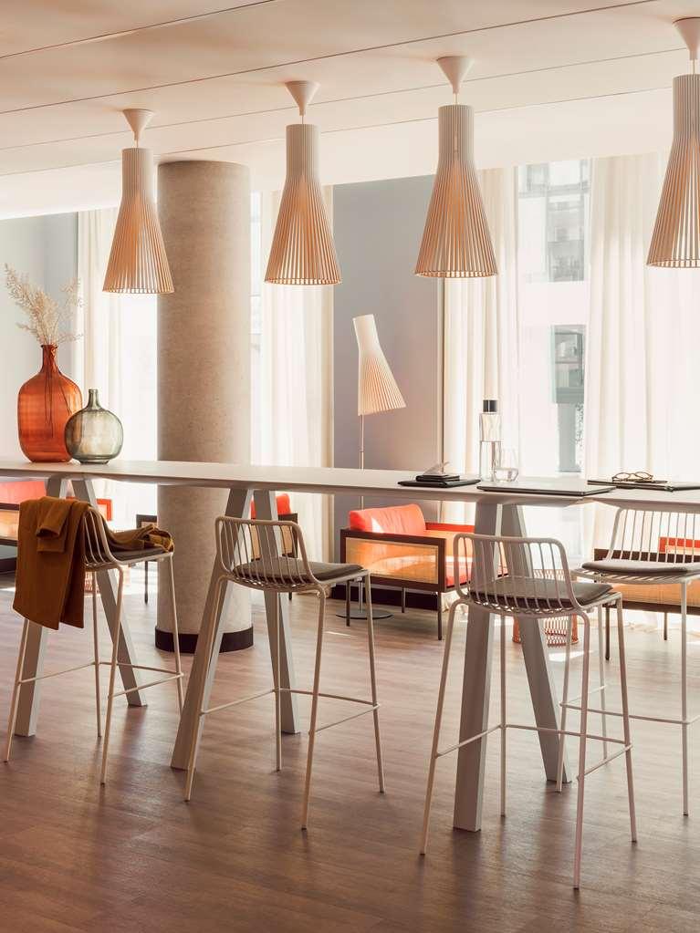 Okko Hotels Paris La Defense 낭테르 레스토랑 사진