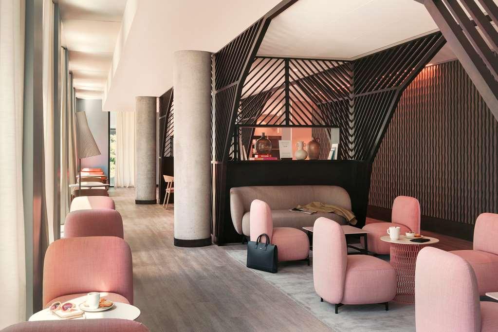 Okko Hotels Paris La Defense 낭테르 레스토랑 사진